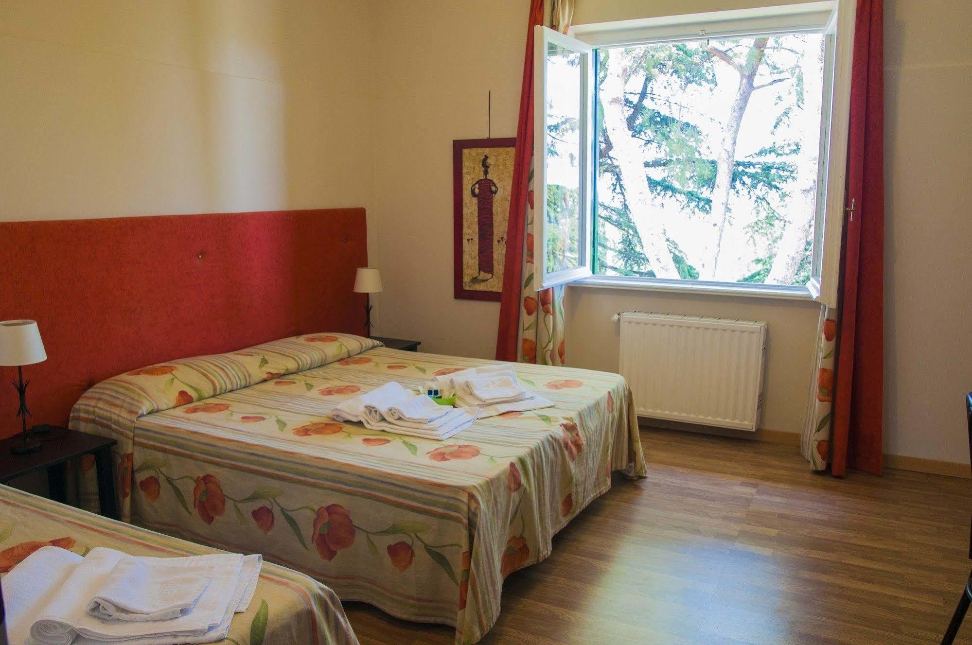 Hotel Villa Maria Luigia 프라스카티 외부 사진